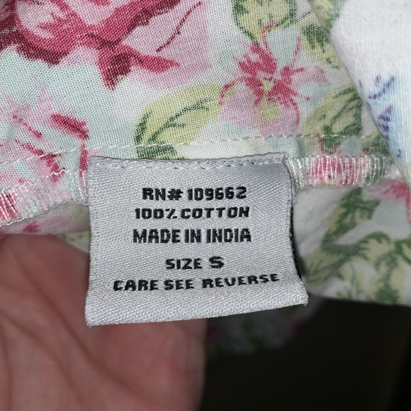 Tulip White Floral Long Sleeve Button Up Tunic - Picture 5 of 5